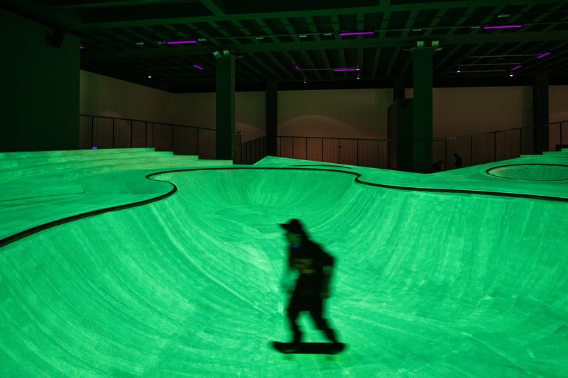 Koo Jeong A 於 Triennale Milano 美術館打造別注「螢光」滑板場