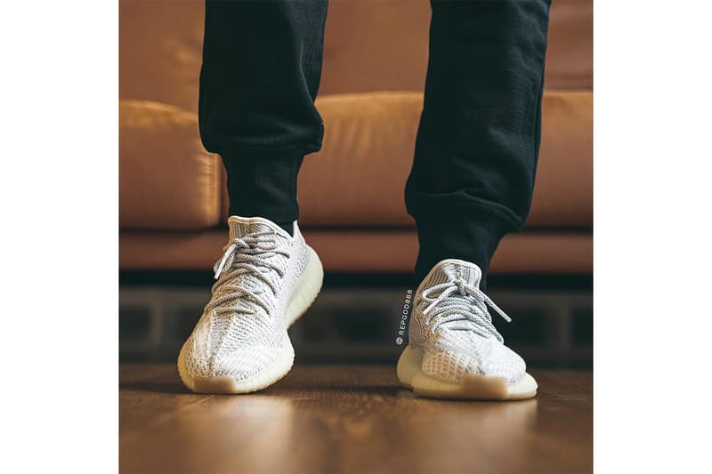 率先預覽 YEEZY BOOST 350 V2 最新配色「Tailgate」實著圖輯