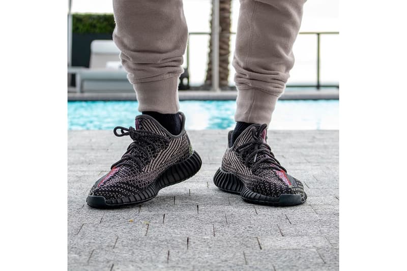 YEEZY BOOST 350 V2 最新配色「Yecheil」上脚圖輯