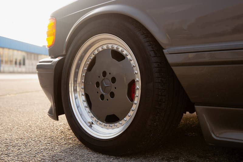 罕有 1989 樣式 Mercedes-Benz 560 SEL AMG 即將展開拍賣