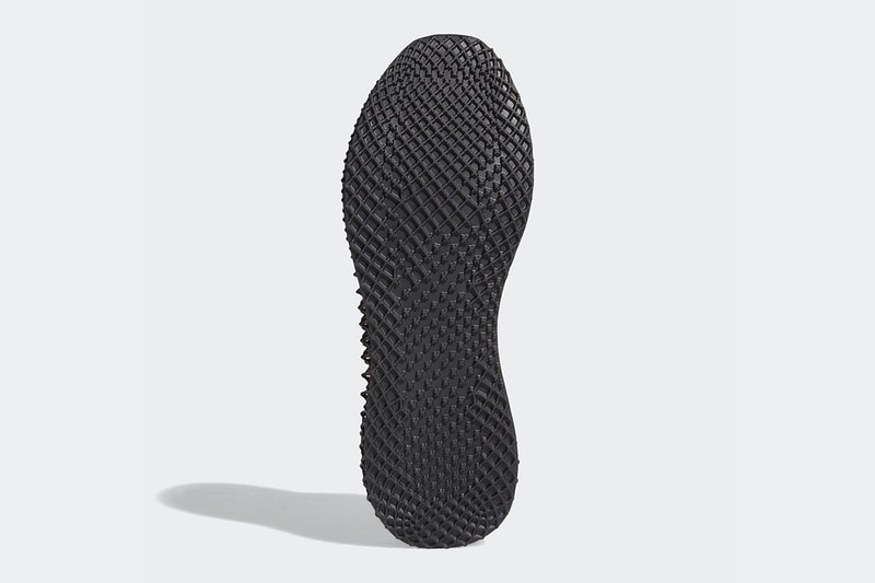 adidas 4D Run 迎來全新配色及黑色中底款式