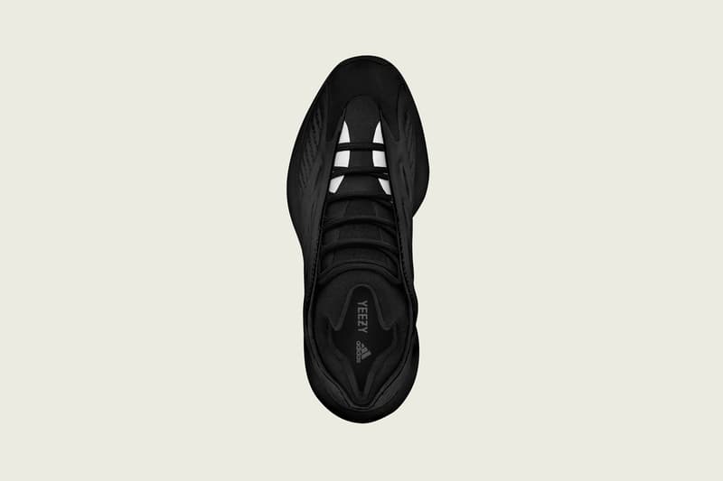 YEEZY BOOST 700 V3「Alvah」黑魂配色官方圖輯、發售日期公開