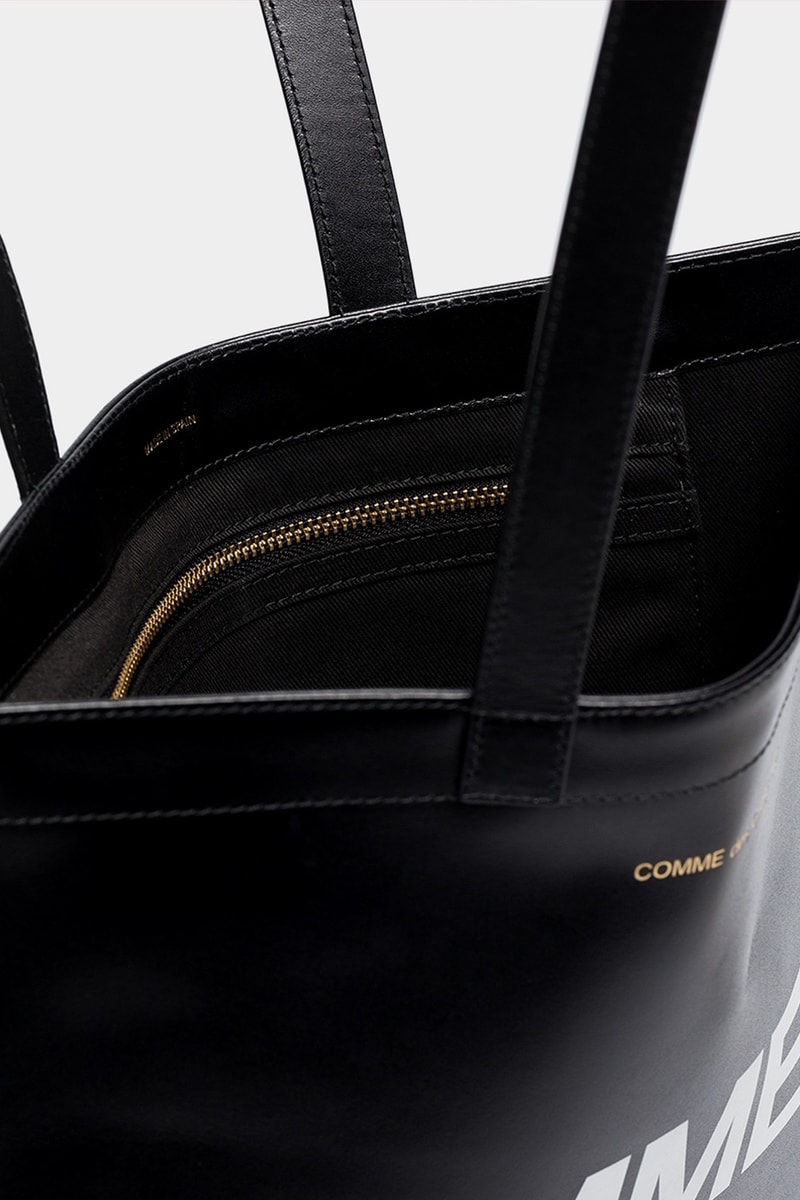 COMME des GARÇONS 推出全新「Huge Logo」設計 Tote Bag