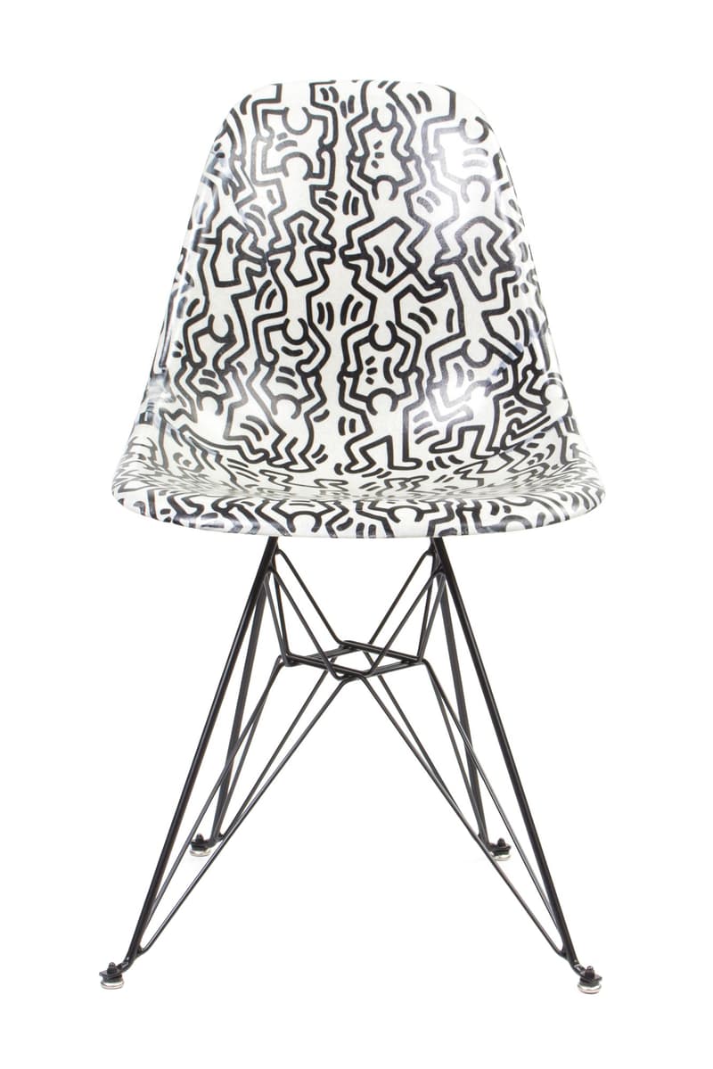 村上隆、Futura 等傳奇藝術家齊聚！Modernica 貝殼椅特展即將正式開催