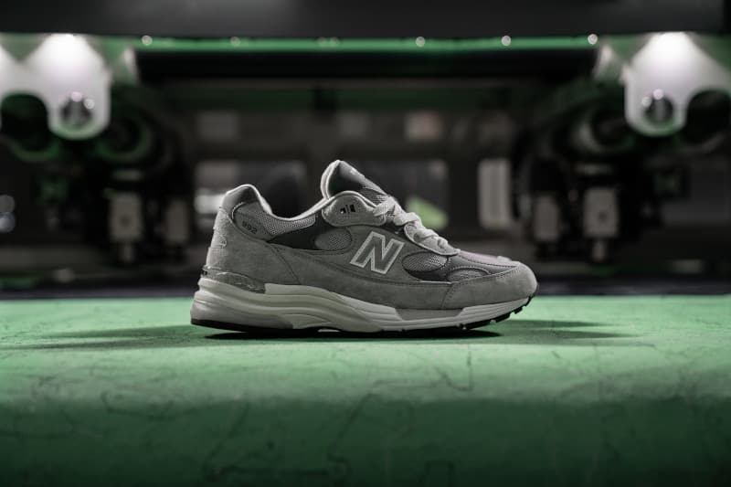 New Balance 经典鞋款 992 即将迎来首次复刻回归