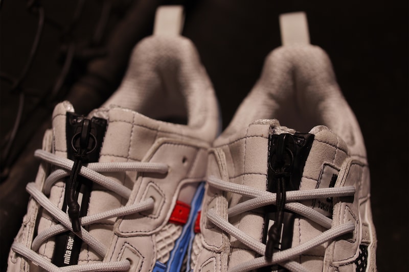 ASICS 与 Mita Sneakers 创意总监国井荣之携手带来三十周年纪念之作