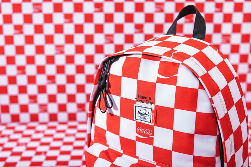 Herschel Supply 再度携手 Coca-Cola® 打造联名系列