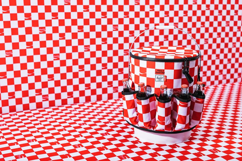 Herschel Supply 再度携手 Coca-Cola® 打造联名系列