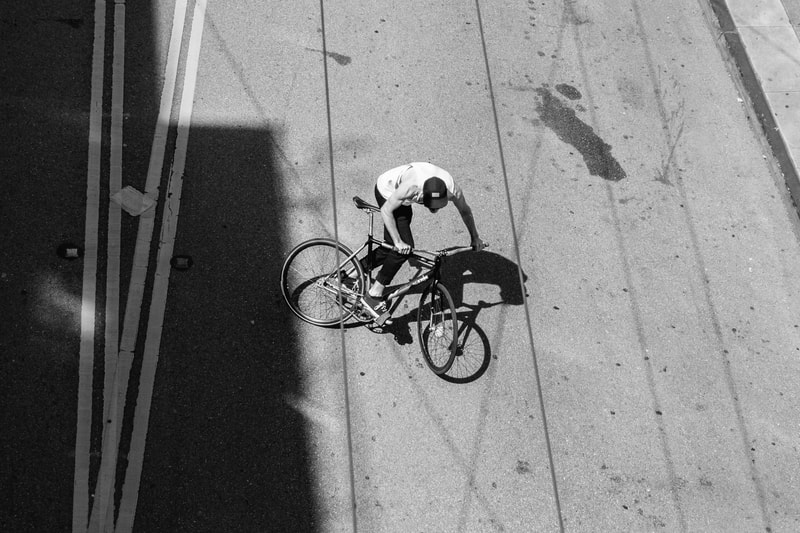 纽约邮差的通勤工具缘何成为风靡全球的极限运动？| Fixed Gear 回忆录（上）