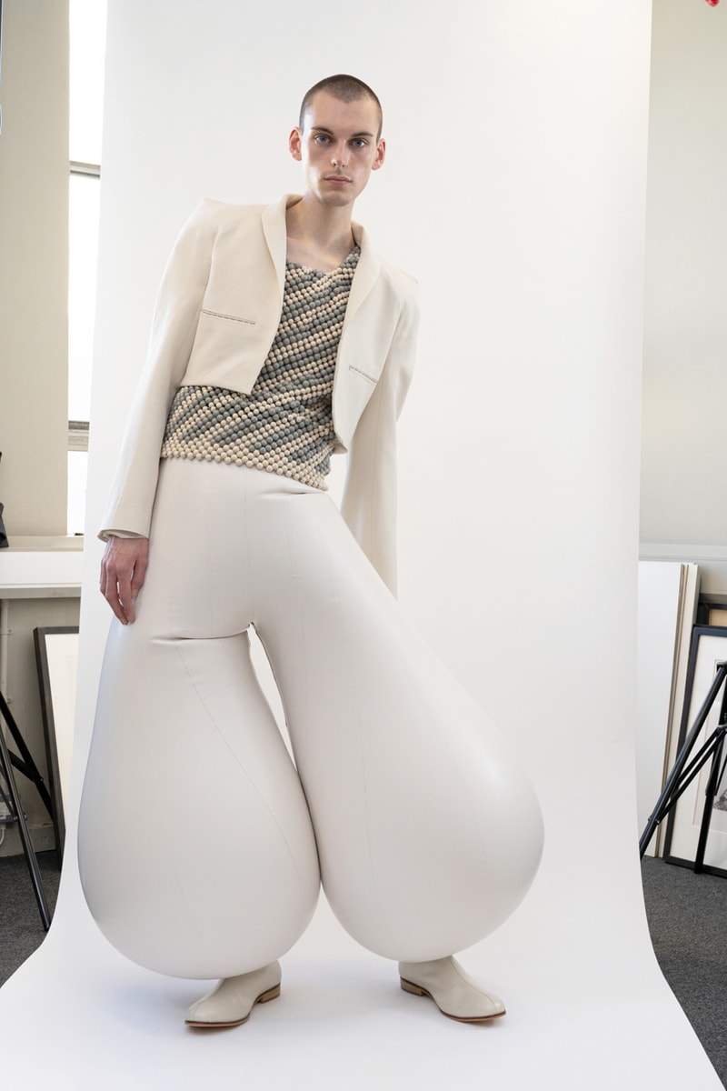 专访设计师 Harikrishnan: Inflatable Trouser「充气乳胶裤」背后的创作故事