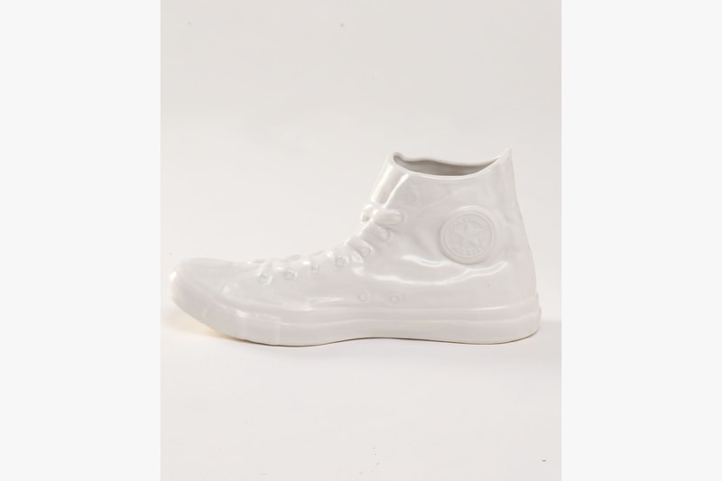 鞋の花藝－Converse Tokyo x Ceramic Japan x .blink 推出全白色 All Star 花瓶