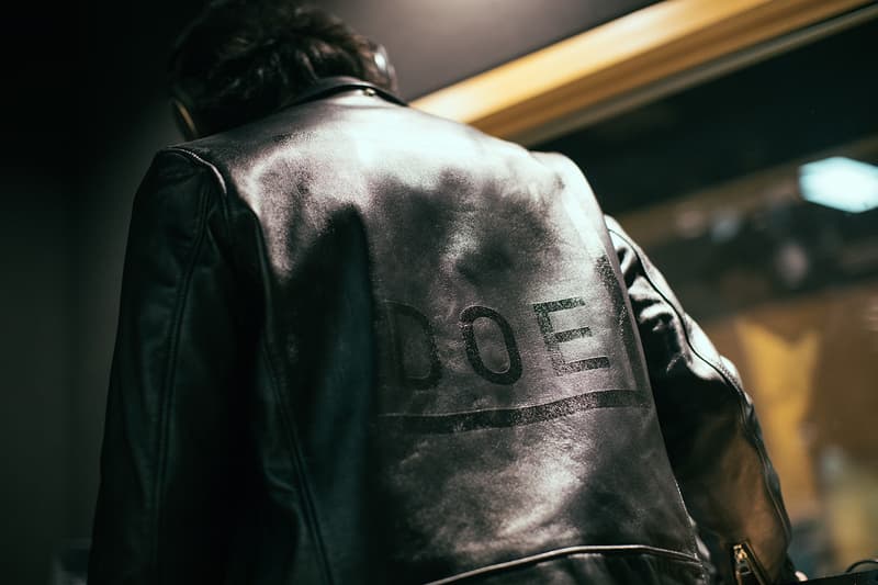 DOE x SCHOTT 全新联名「BEHIND THE SCENES」皮革机车夹克