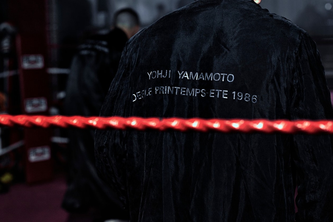 从 CDG 最新发布的 1986 Staff Coat 说起，回顾这款经典外套的前世今生