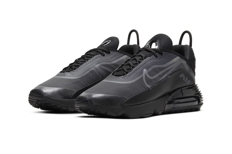 Nike Air Max 2090 迎來全黑「Triple Black」配色鞋款