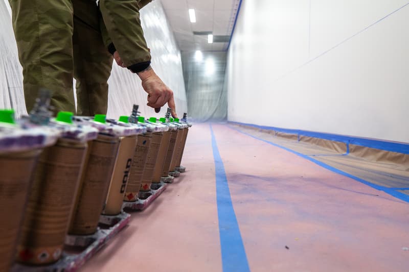 近賞 REVOK 於 Nike 全球總部繪製之別注壁畫