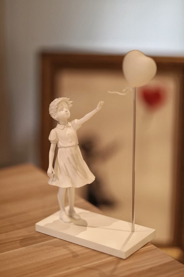 ZIGGER 联手 BRANDALISED 合作打造《Balloon Girl》藏品手办