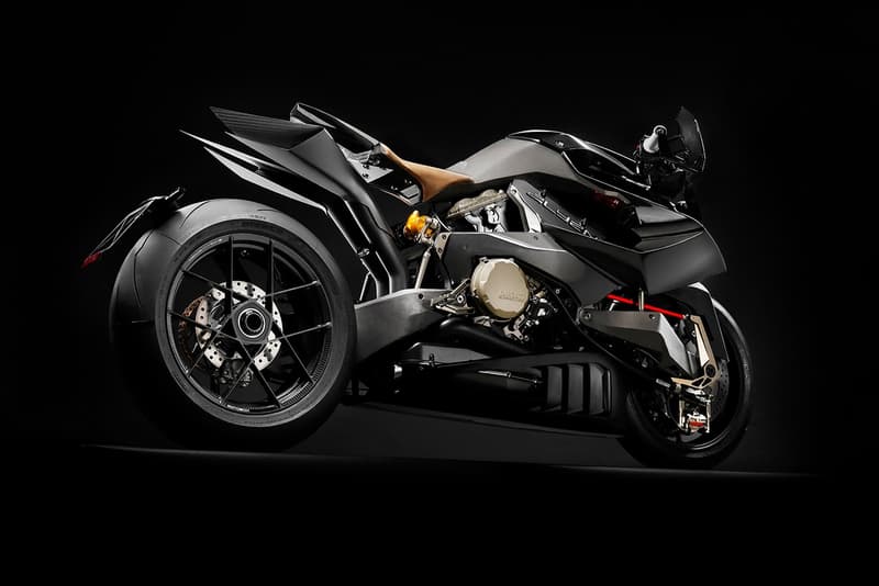 Vyrus 打造搭載 Ducati 動力之碳纖維電單車 Alyen 988