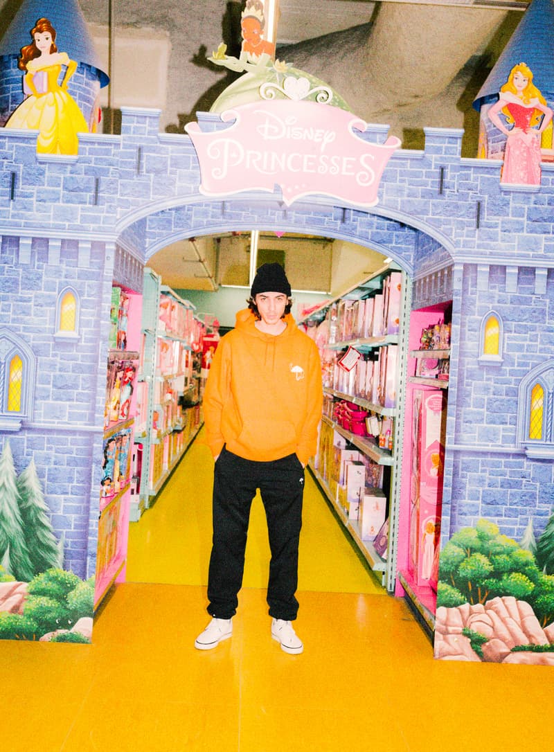 Hélas 发布 2020 春夏系列 Lookbook