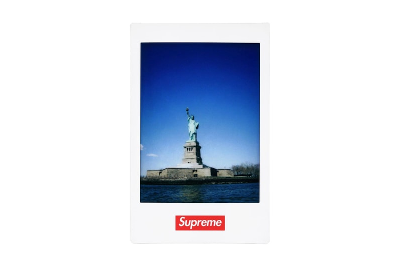 即影即有！Supreme x Fujifilm Instax® Mini 相紙本週正式上架