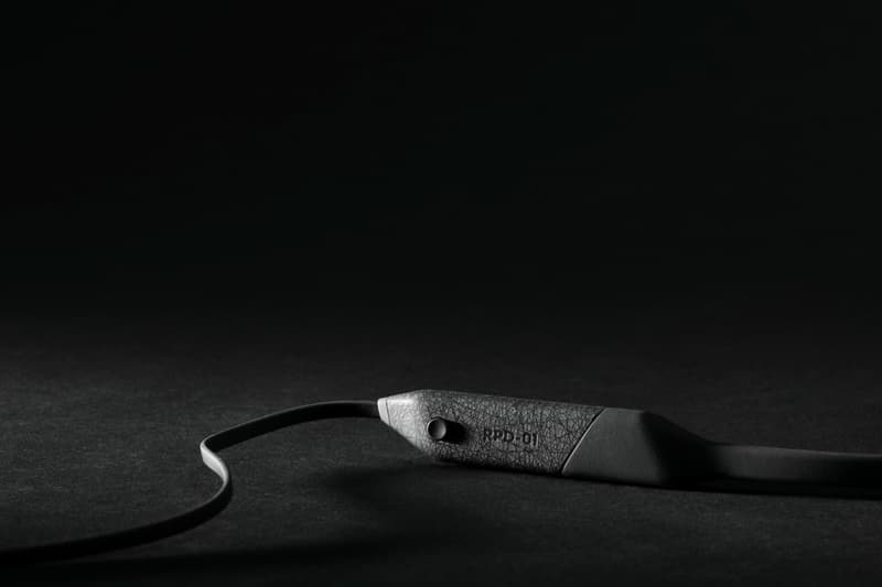 adidas 发布全新运动耳机 RPD-01