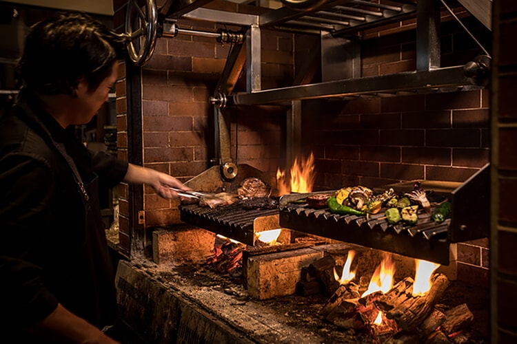 BBB Vol.2「甜酸苦辣鲜」餐厅介绍:位于中目黑高架桥下,三原康裕最喜爱的窑烤肉料理艺术餐厅 Pavilion