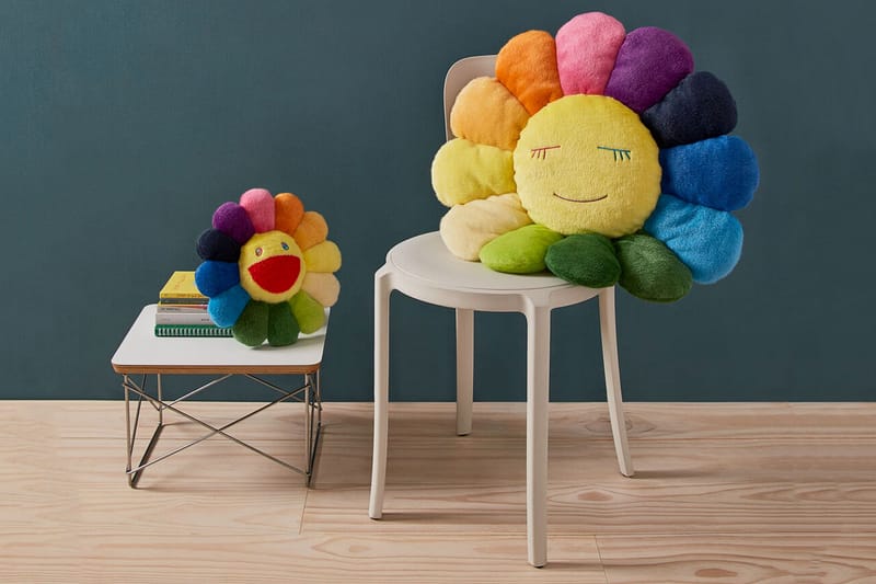 村上隆 Kaikai Kiki Flower 毛絨抱枕於 MoMa Design Store 重新上架
