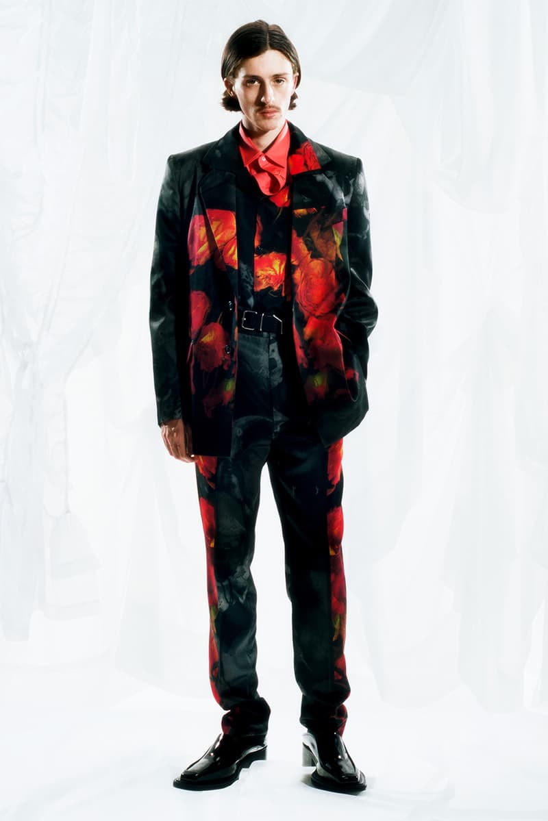 Y/Project 全新定番系列「Evergreen Collection」與 2021 春夏系列 Lookbook 正式發佈