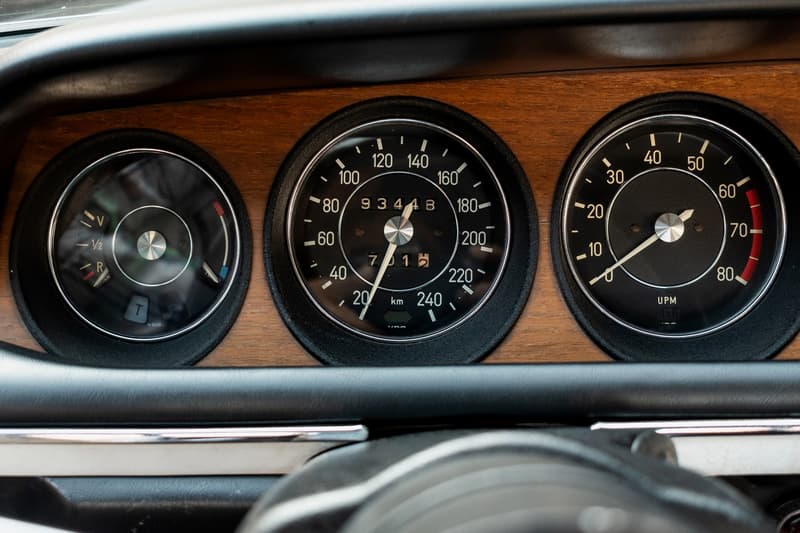 極罕 1972 年 BMW 3.0 CSL「Batmobile」進行拍賣