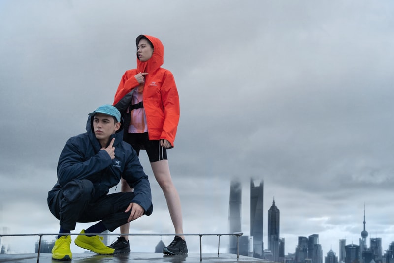 防雨也要有型，ARC'TERYX 呈现「黄梅天」造型指南