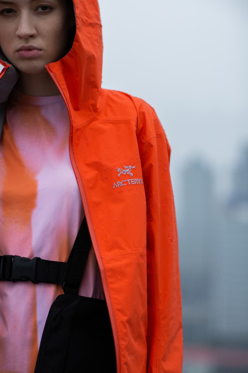 防雨也要有型，ARC'TERYX 呈现「黄梅天」造型指南