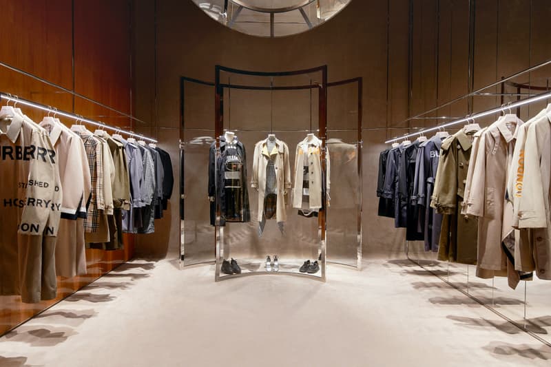 Burberry 携手腾讯于深圳开设全新门店「Burberry 空 · 间」