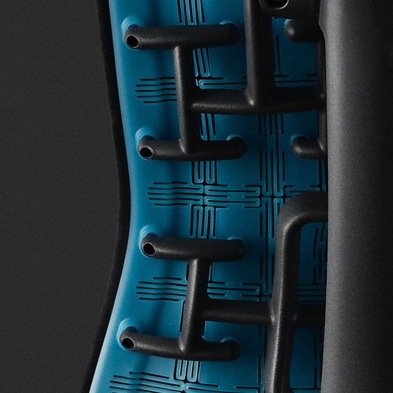 Herman Miller x Logitech G 全新 Embody 电竞座椅正式登场