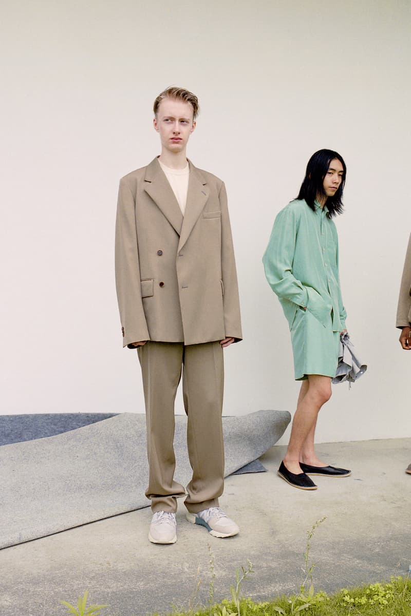 AURALEE 2021 春夏系列 Lookbook 正式發佈