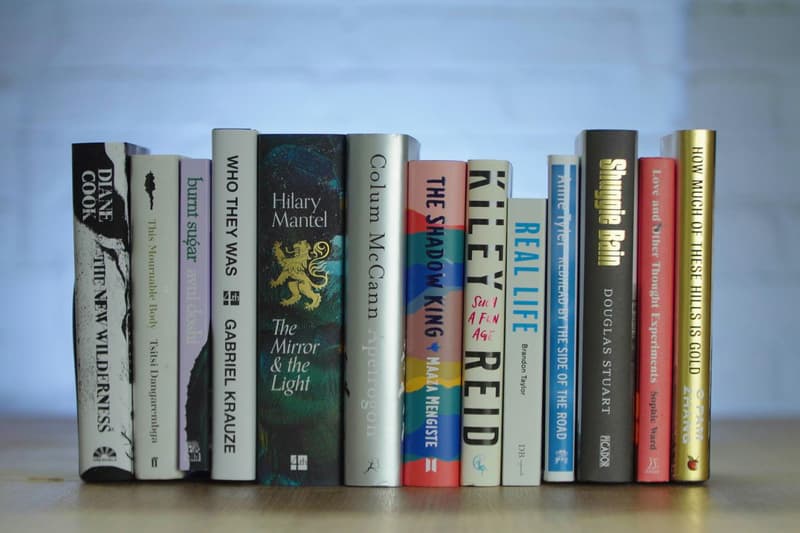 布克奖揭晓 2020 年度入围名单，13 部小说被选入长名单 