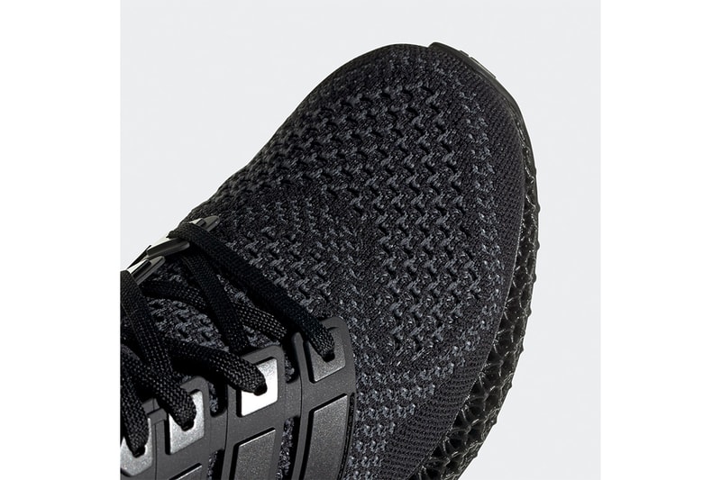 率先近賞 adidas 混種跑鞋 Ultra 4D 黑紫配色清晰官方圖輯