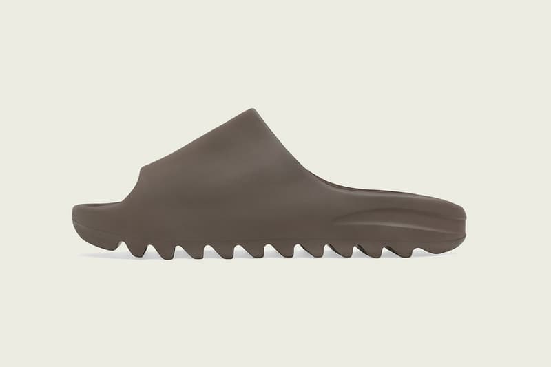 adidas YEEZY SLIDE 全新配色「Core」和「Soot」正式發佈