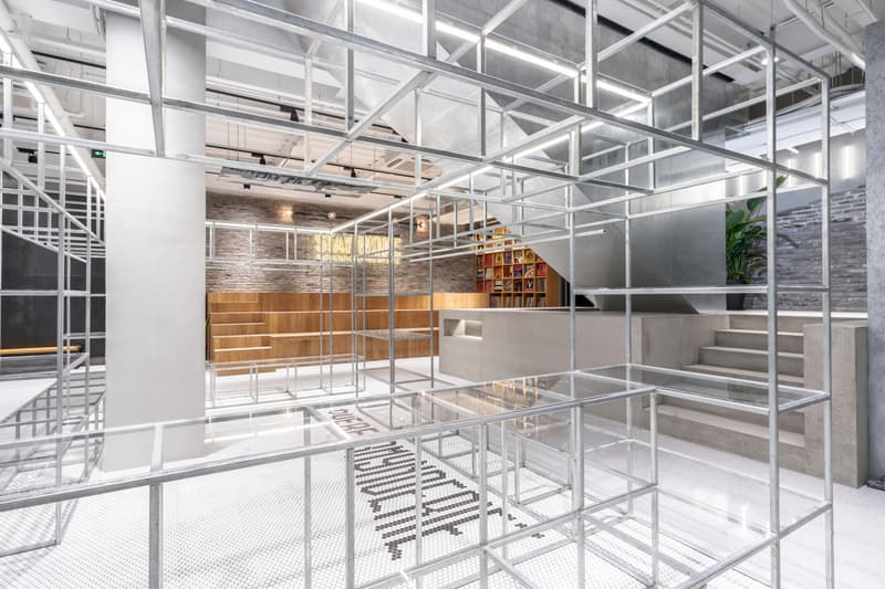 走进 DOE 上海全新铜仁店