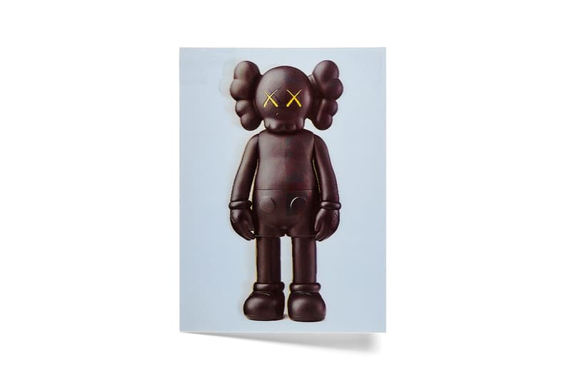 MoMA Design Store 推出全新 KAWS 周邊系列