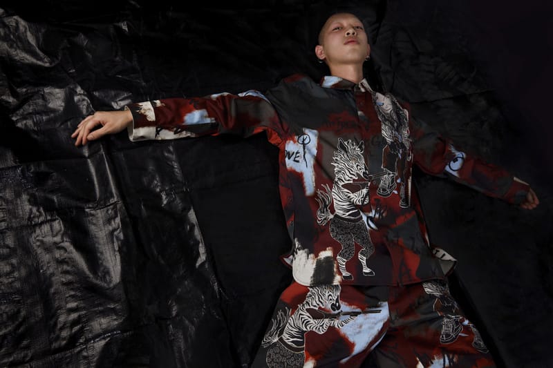 Velvet Glove 发布 2021 春夏系列