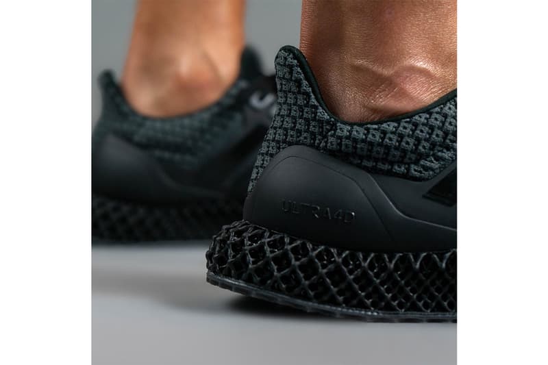 adidas 混種跑鞋 Ultra 4D 全新黑魂配色「Core Black」率先曝光