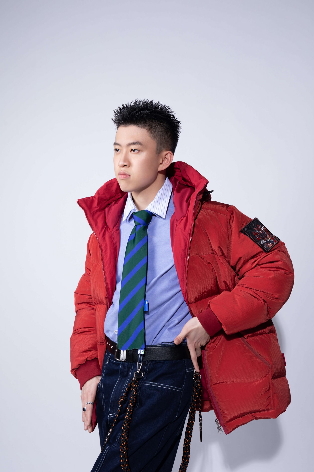 Rich Brian 出演美特斯邦威的中华美邦系列概念大片