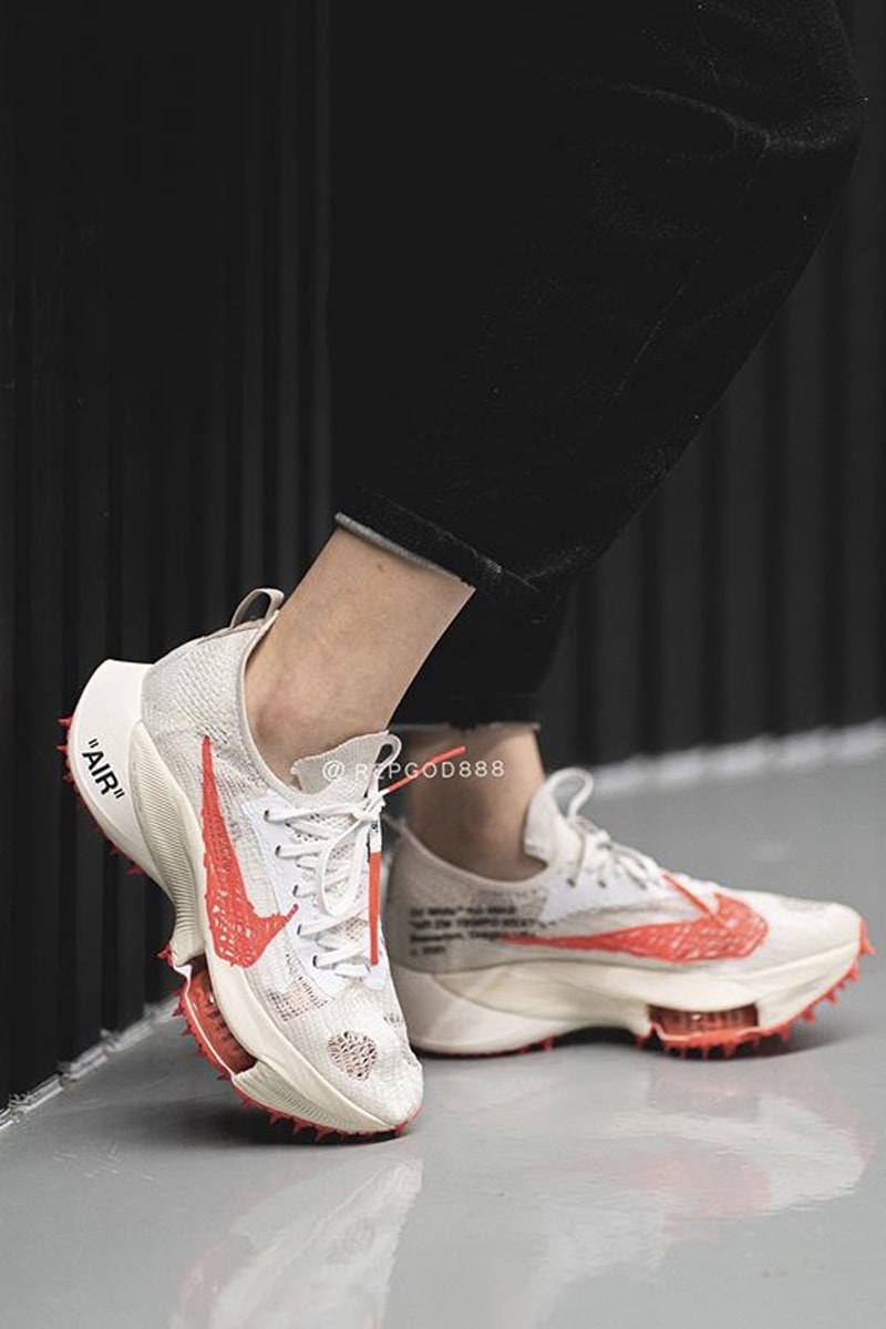 率先近賞 Off-White™ x Nike Air Zoom Tempo Next% FK 最新米紅配色