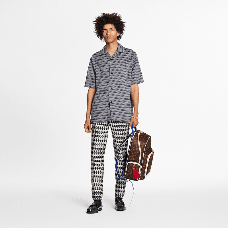 Louis Vuitton x NBA 最新聯名系列與歐布萊恩總冠軍獎盃旅行箱正式發佈