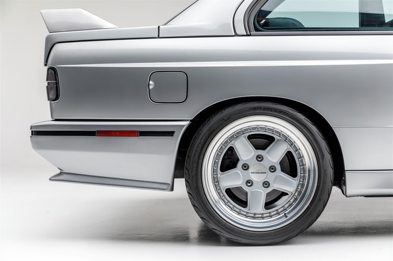 1988 年 BMW E30 M3 改裝車款以超過 $50,000 美元高價拍賣