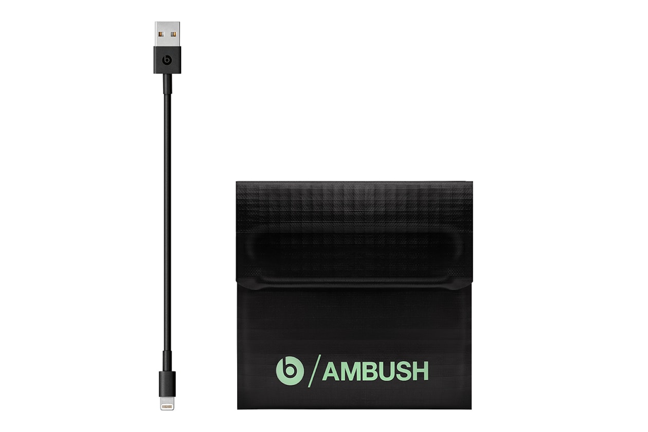 AMBUSH 携手 Beats 打造夜光版 Powerbeats 无线耳机