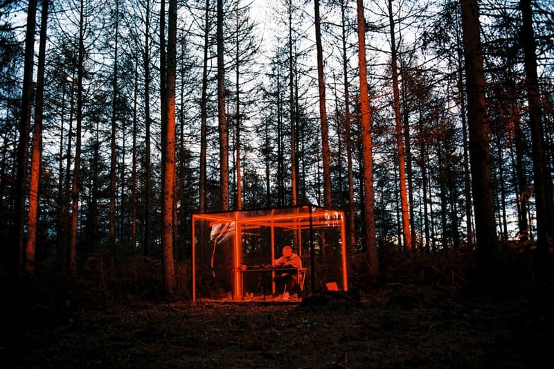 Converse 攜手倫敦新銳設計師 Paria Farzaneh 推出聯名新作 Pro Leather X2