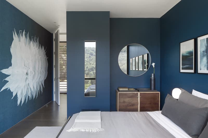 走進揉和大自然與人類精緻工藝住宅：Slot House