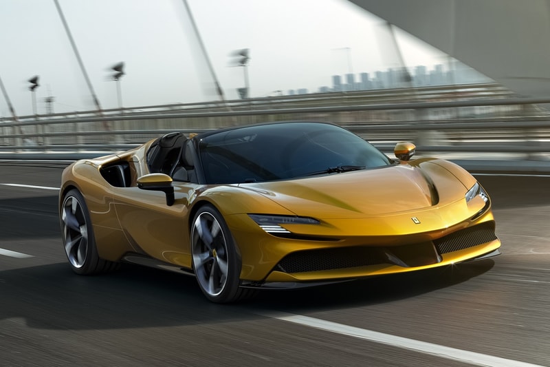 Ferrari 正式發表 986 匹馬力混能開篷超跑 SF90 Spider
