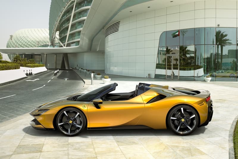 Ferrari 正式發表 986 匹馬力混能開篷超跑 SF90 Spider