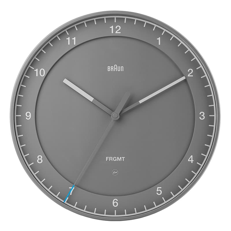 fragment design x Braun 最新極簡風格聯乘時鐘系列發佈